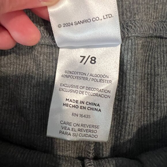 Hello Kitty Girls Grey Pants Joggers Pajamas Red Bow Size 7/8 - Picture 5 of 6